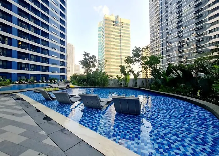 In Makati Staycation Apartment Manila