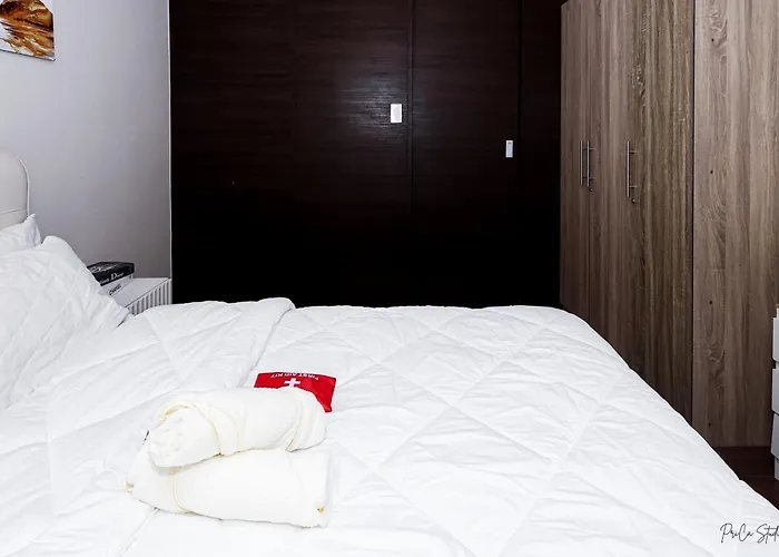Apartment In Makati Staycation